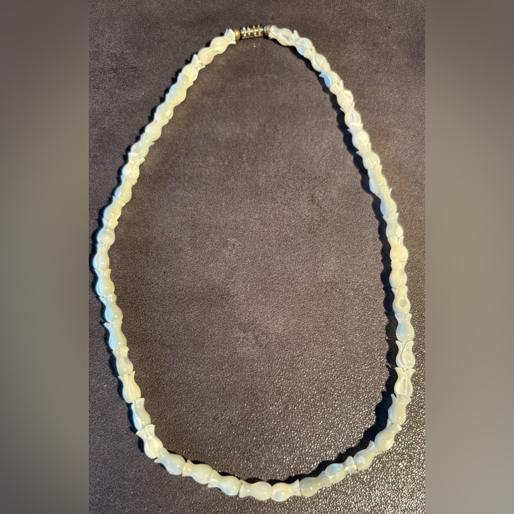 Vintage Coconut Girl White Iridescent Bead Necklace
